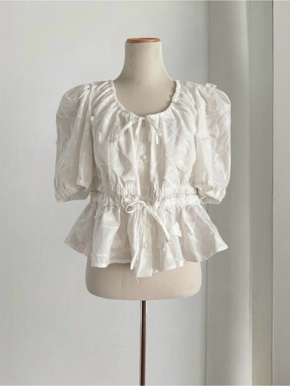 Joie White Embroidered Puff Sleeve Peplum Top - Picture 1 of 8